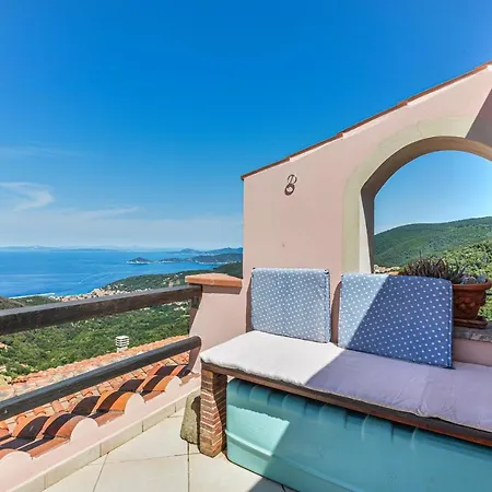 La Nocciola Marciana (Isola d'Elba)