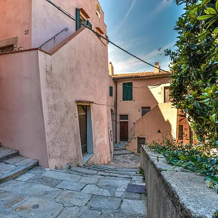 Apartment La Nocciola