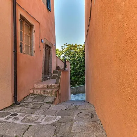 Apartment La Nocciola Marciana (Isola d'Elba)